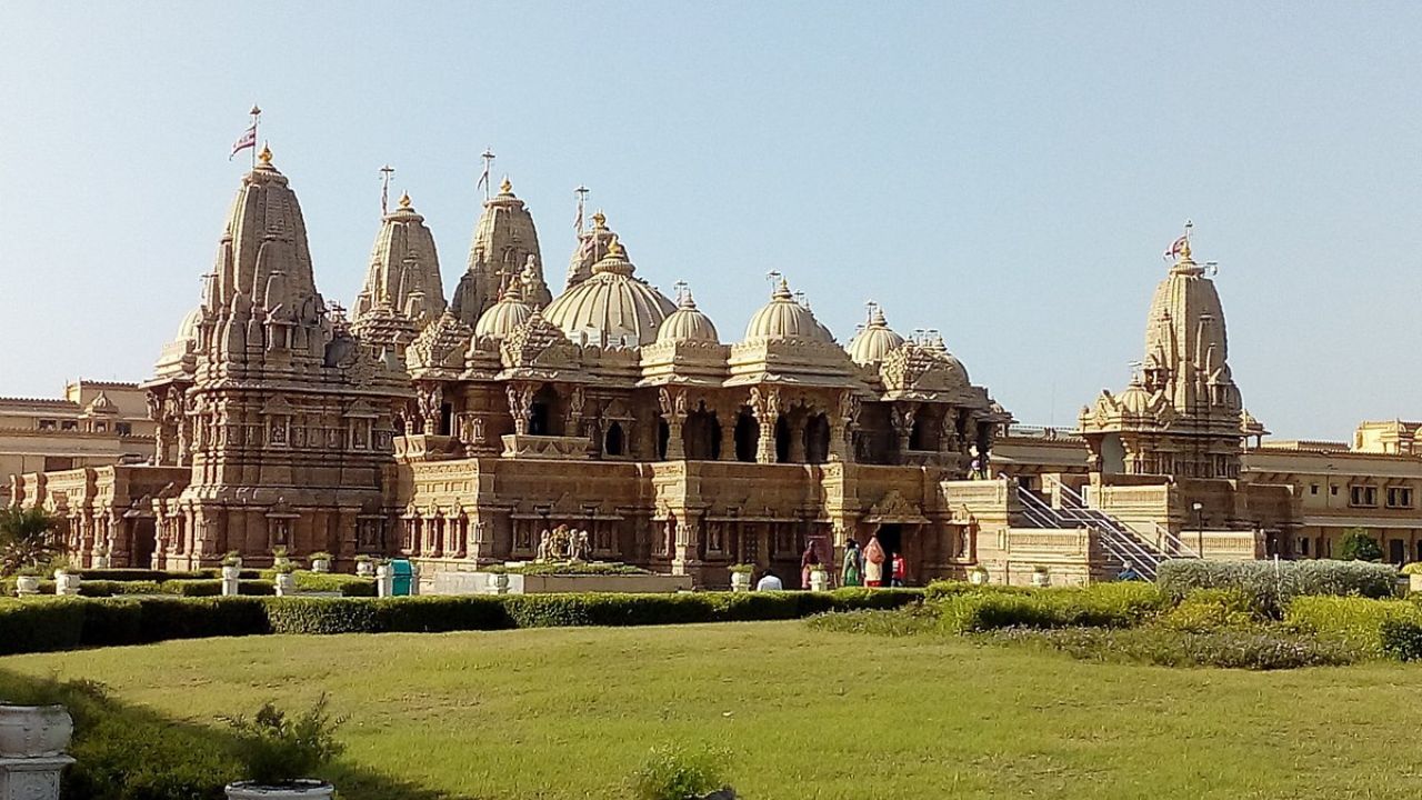 BAPS Swaminarayan Temple Jamnagar